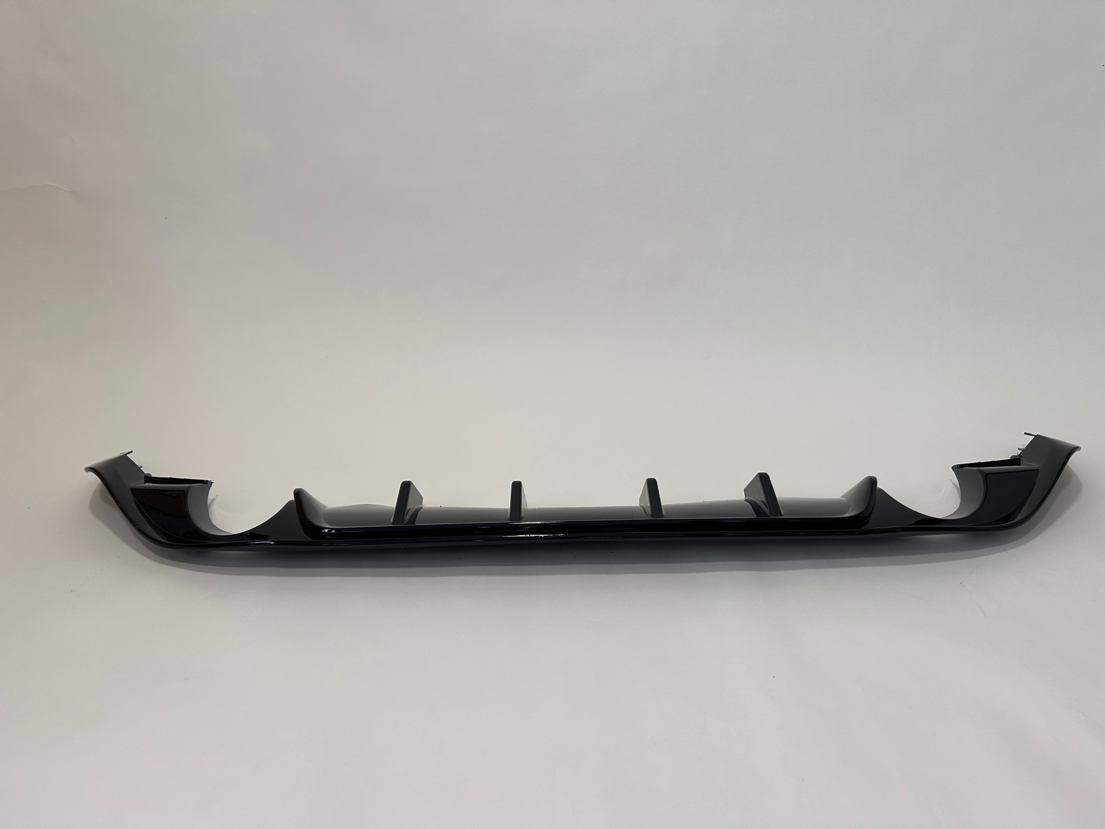 Difusor Golf GTI 7.5 TCR Negro Brillo