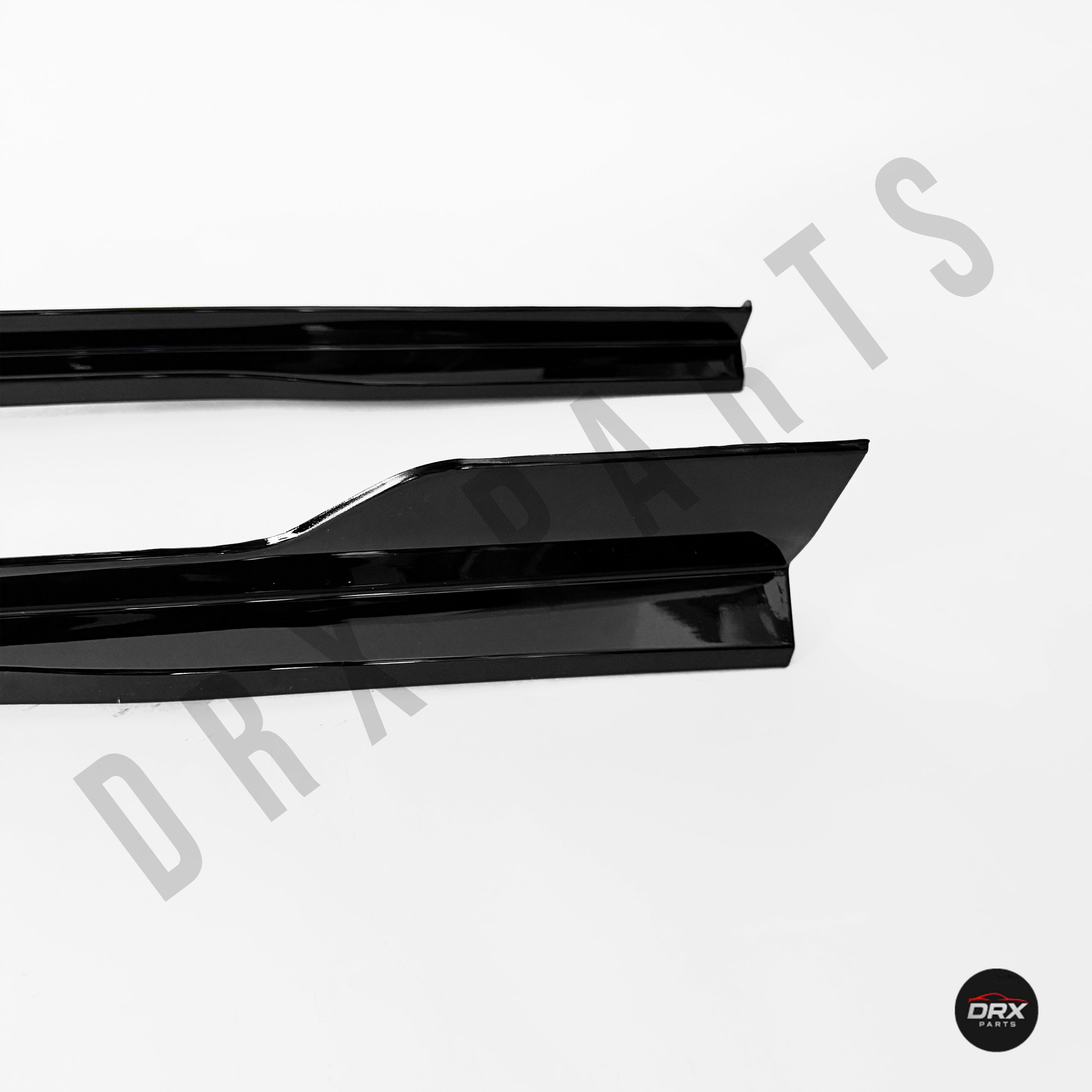 Taloneras Golf GTI 7 y 7.5 Negro Brillo Estilo TCR (2012-2020) | DRX Parts