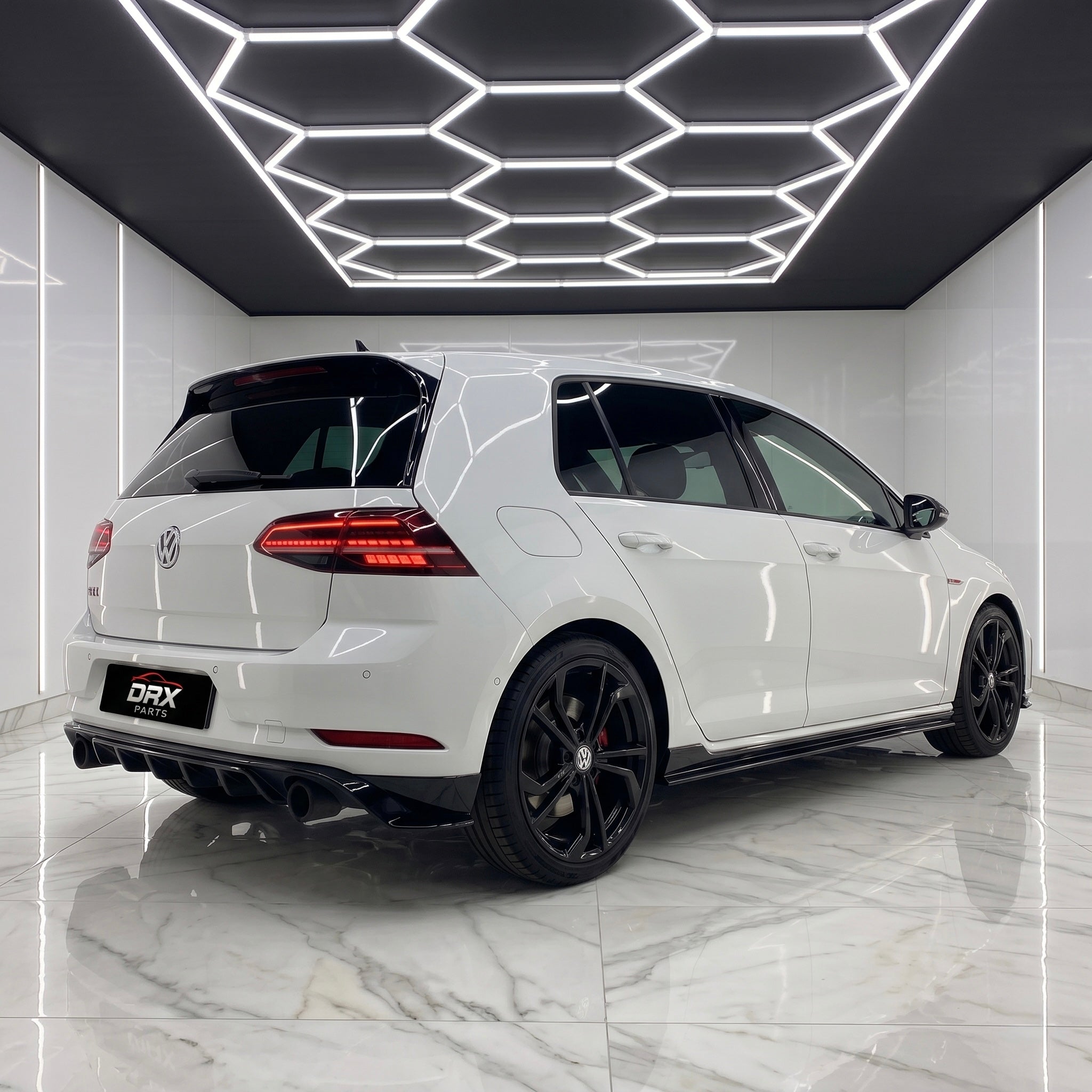 Taloneras Golf GTI 7 y 7.5 Negro Brillo Estilo TCR (2012-2020) | DRX Parts